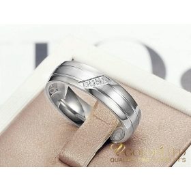 Anello in acciaio inossidabile con pietra