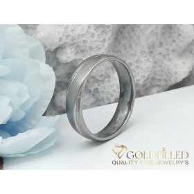 Anello in acciaio inossidabile